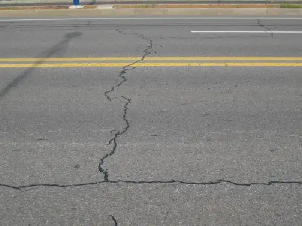 道路路面病害成因